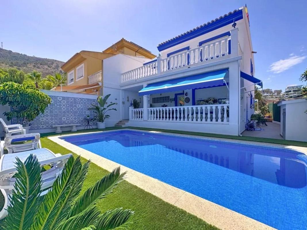 Sprzedaż niezależnego domku jednorodzinnego w Chalet pareado en L'Albir, Alfaz del Pi, Alfaz del Pi photo 2