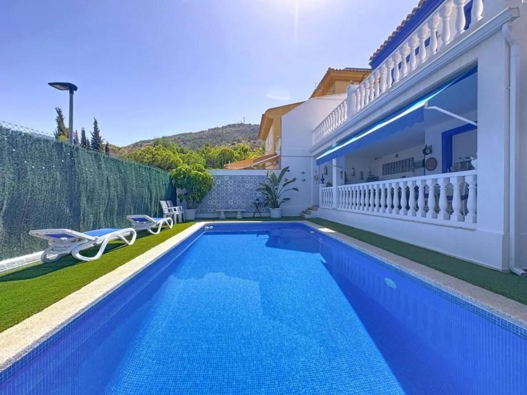 Sprzedaż niezależnego domku jednorodzinnego w Chalet pareado en L'Albir, Alfaz del Pi, Alfaz del Pi photo 4