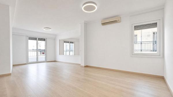 Venta de piso en Piso en Los Ángeles, Alicante / Alacant, Alicante / Alacant
photo 1