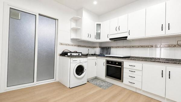 Venta de piso en Piso en Los Ángeles, Alicante / Alacant, Alicante / Alacant
thumbnail 1