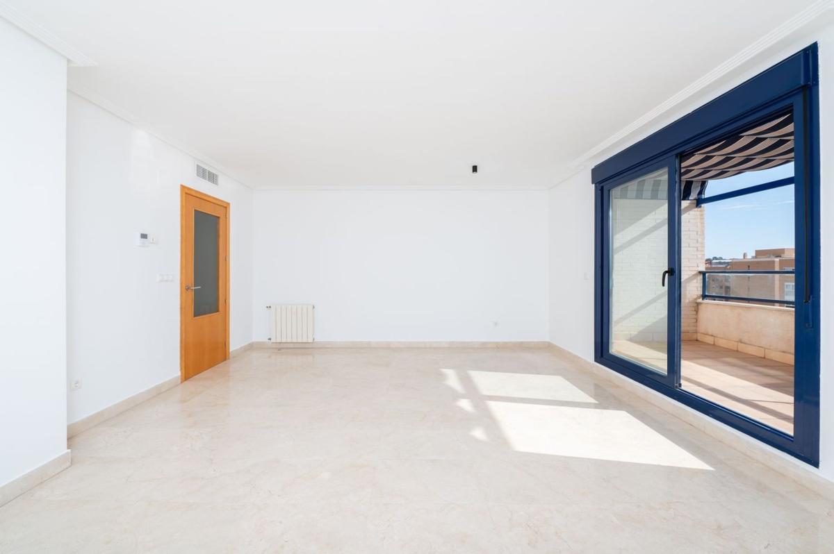 Venta de piso en Piso en Paus, Alicante / Alacant, Alicante / Alacant
 photo 3