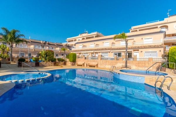 Chalet adosado en Villamartín, Orihuela photo 1