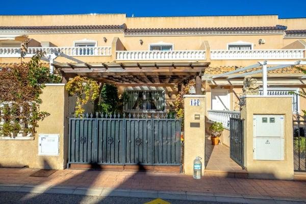 Chalet adosado en Villamartín, Orihuela thumbnail 1