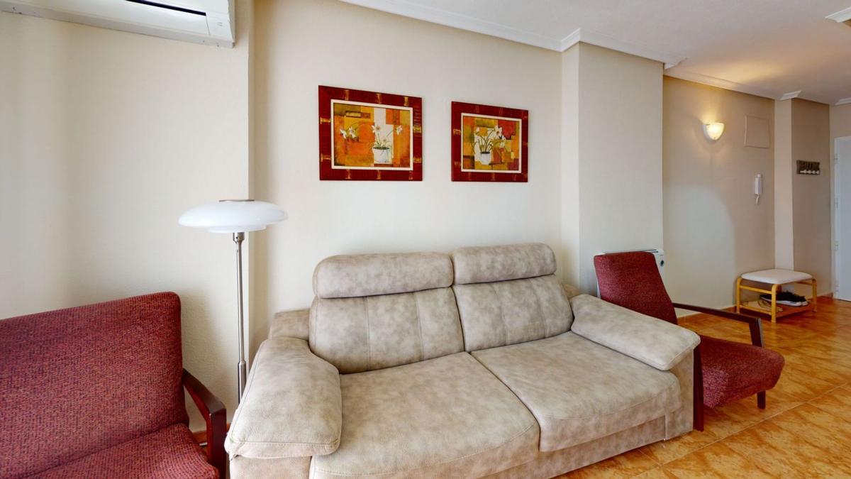 Venta de piso en Piso en Calle Joven Pura, Nueva Torrevieja, Torrevieja, Torrevieja
 photo 5