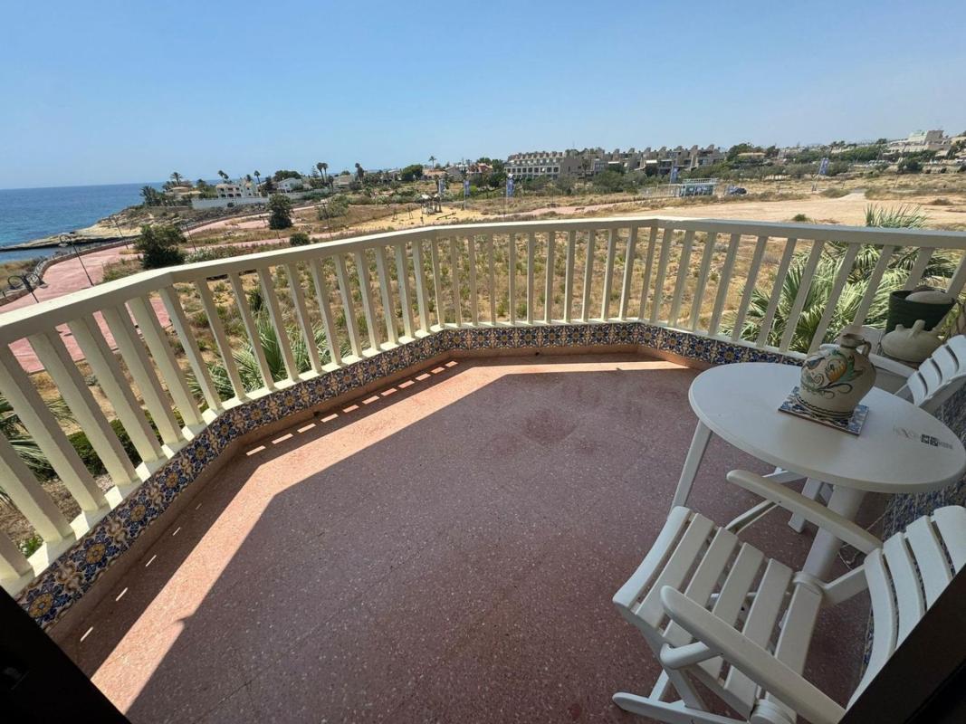 Venta de piso en Piso en Calle de Gaianes, Pueblo Español - Coveta Fumá, El Campello, El Campello
 photo 4