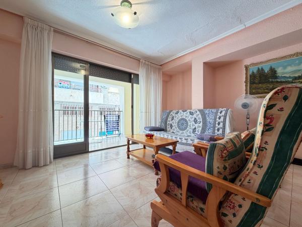 Sprzedaż mieszkania w Piso en Calle Fernando Pérez Ojeda, 9, Puerto, Santa Pola, Santa Pola
thumbnail 1