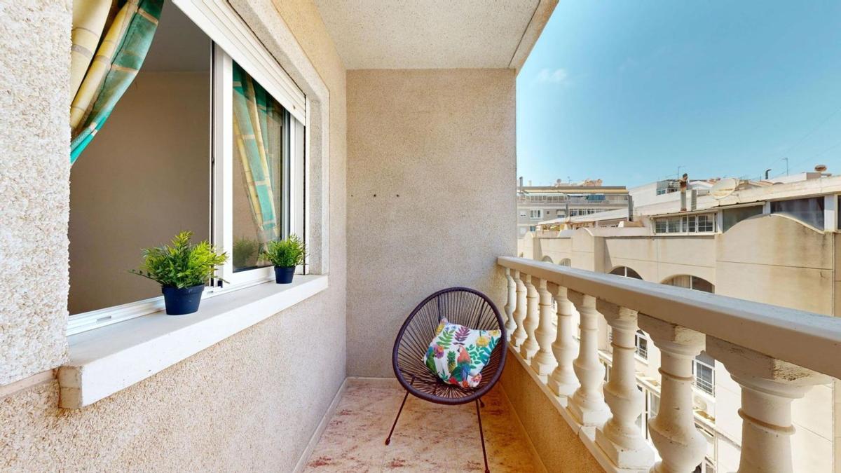 Продажа квартиры на Piso en Avenida Habaneras - Curva de Palangre, Torrevieja, Торревьеха
photo 2