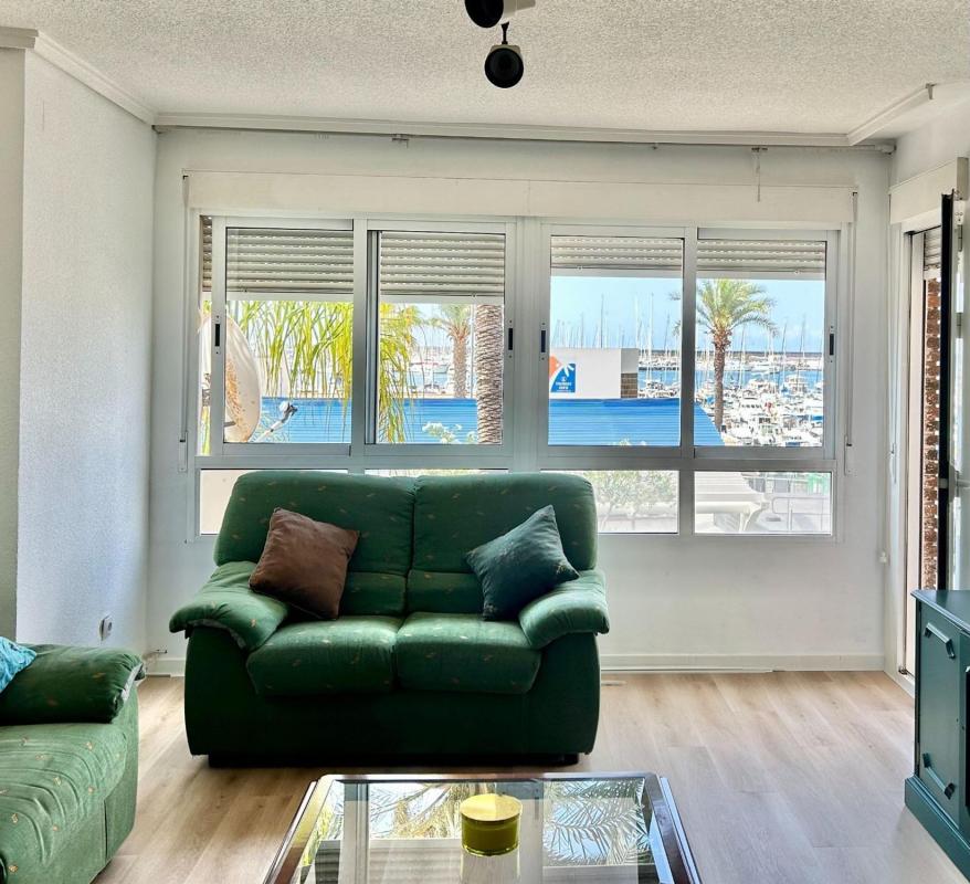 Venta de piso en Piso en Calle Clemente Gosálvez s/n, Centro - Muelle Pesquero, Torrevieja, Torrevieja
photo 4