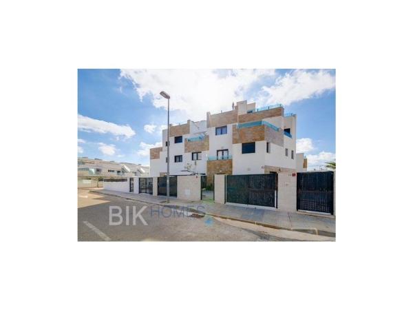 Chalet adosado en Calle Gigantes y Cabezudos, Las Filipinas, Orihuela thumbnail 1