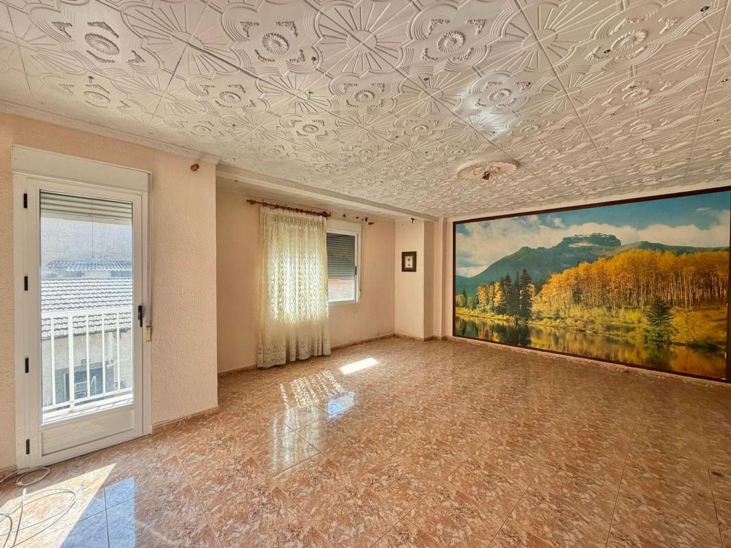 Properties for sale and rent in Spain photo 2