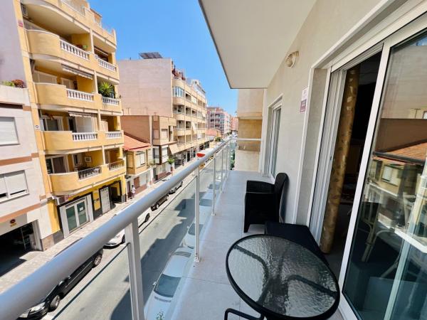 Venta de piso en Piso en Calle Caballero de Rodas, 144, Playa del Cura, Torrevieja, Torrevieja
photo 1