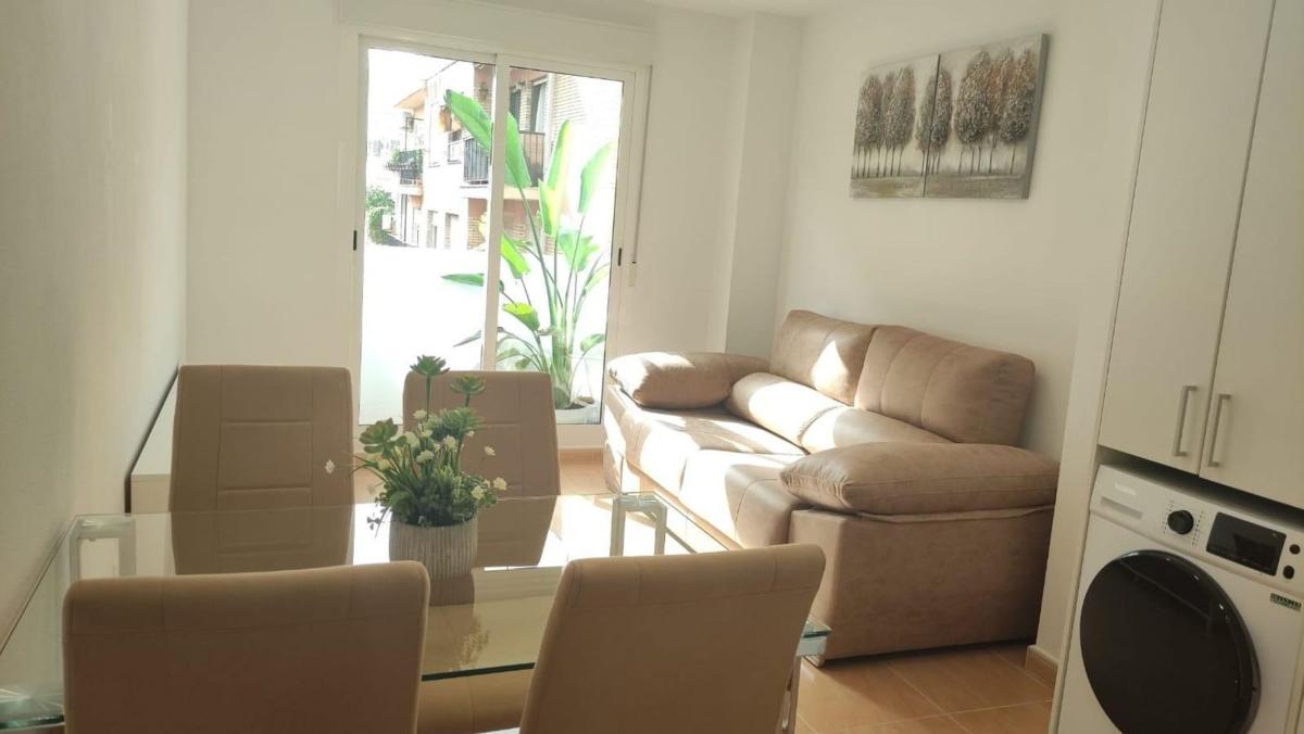 Продажа квартиры на Piso en Calle Carlota Pasaron, Santo Domingo, Alicante / Alacant, Аликанте / Алакант
photo 1