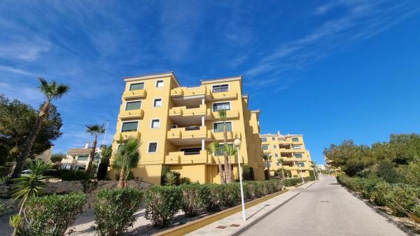 Ático en venta en  Ático en Avenida de las Colinas, 16, Las Colinas Golf, Orihuela, Orihuela photo 2