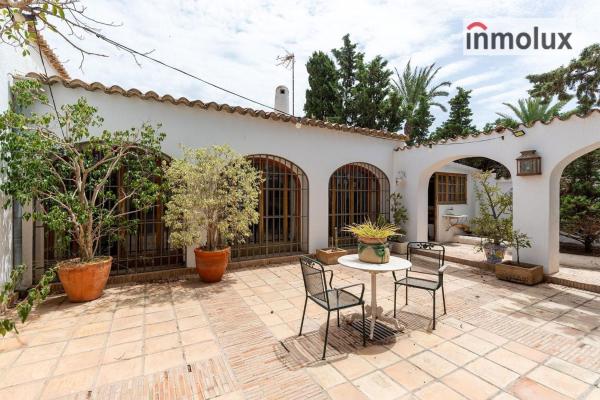 Casa o chalet independiente en La Font - Mezquitas, San Juan de Alicante photo 3