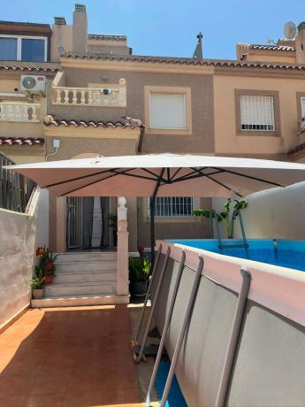 Chalet adosado en Calle Jorge Manrique, Monforte del Cid photo 2