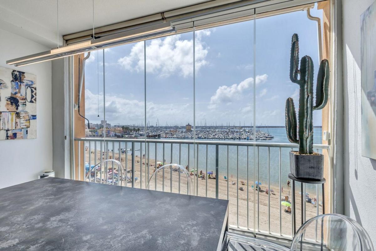 Venta de piso en Piso en Calle Guardamar, El Acequión, Torrevieja, Torrevieja
photo 3