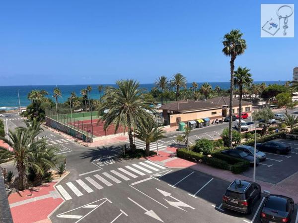 Venta de piso en Piso en Calle del Ancla, Cabo Cervera, Torrevieja, Torrevieja
photo 1