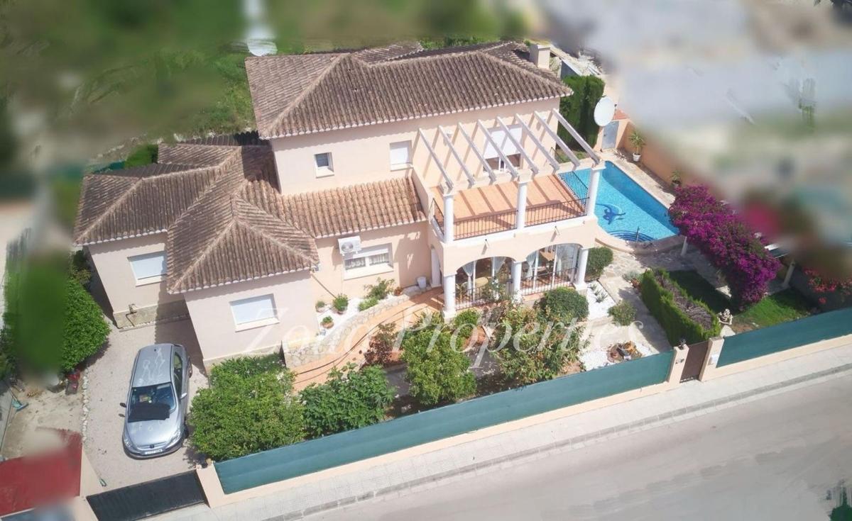 Properties for sale and rent in Spain photo 5