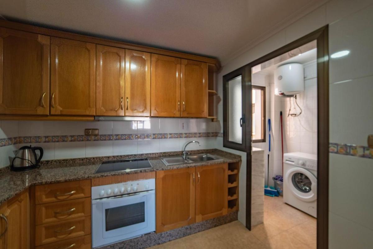 Venta de piso en Piso en Puerto Deportivo, Torrevieja, Torrevieja
photo 4