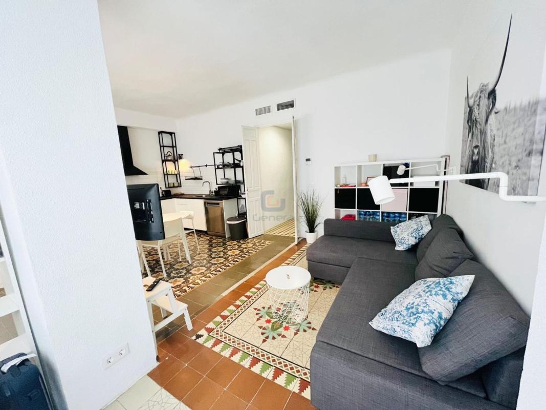 Продажа квартиры на Piso en Calle Maestro Marqués, Ensanche-Diputación, Alicante / Alacant, Аликанте / Алакант
 photo 2