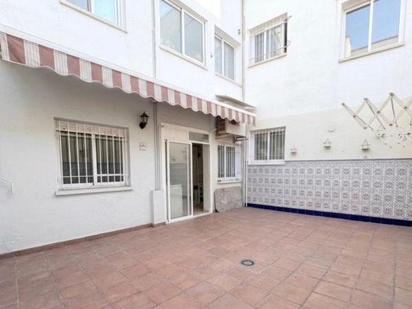 Venta de piso en Piso en Calle San Quintín, San Agustín, Alicante / Alacant, Alicante / Alacant
photo 1