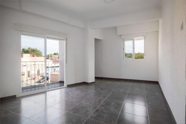 Sprzedaż mieszkania w Piso en Calle Felip II, Centro, Santa Pola, Santa Pola
photo 1