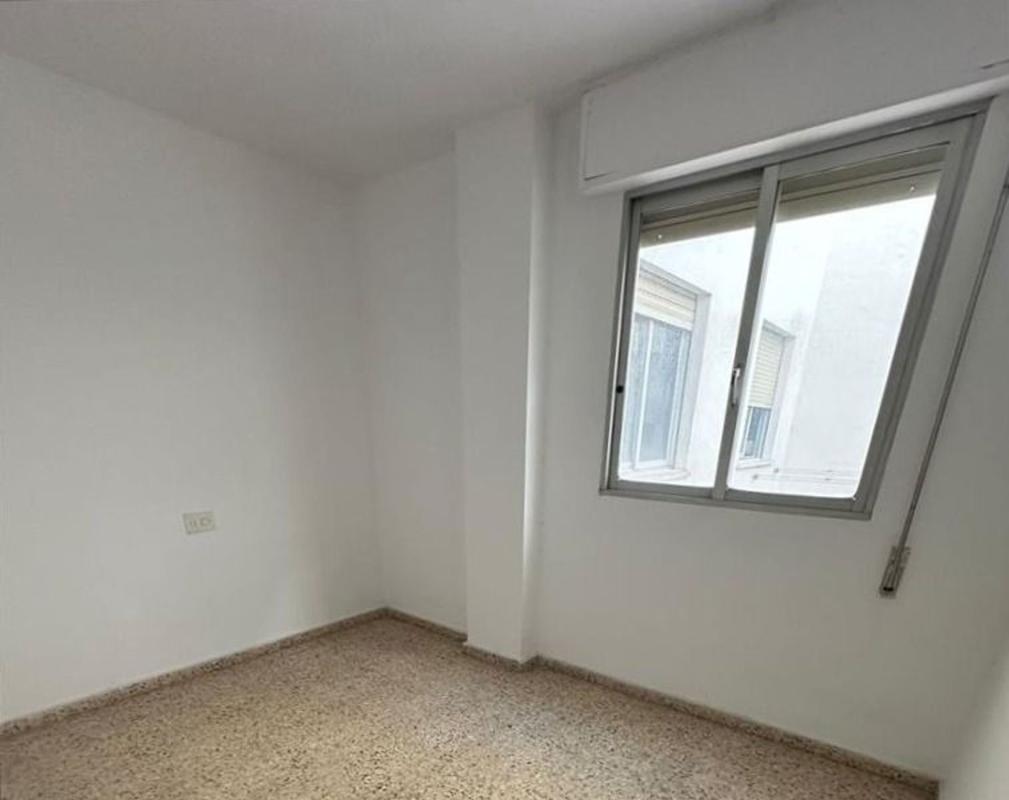 Venta de piso en Piso en Felix Rguez De La Fuente, La Paz, Villena, Villena
photo 3