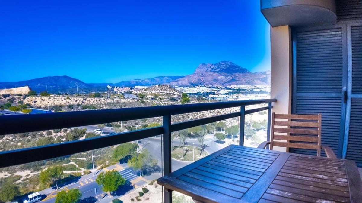 Venta de piso en Piso en Bulevar - Puerta Mítica, La Villajoyosa / Vila Joiosa, La Villajoyosa / Vila Joiosa
photo 1