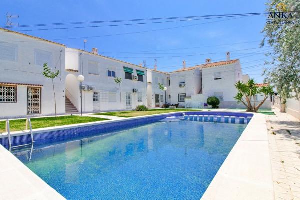 Sprzedaż mieszkania w Piso en Isla Cabrera-regia, 43, La Regia, Orihuela, Orihuela
 photo 1