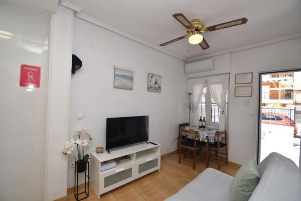 Chalet adosado en Calle Monòver, Gran Playa, Santa Pola thumbnail 1