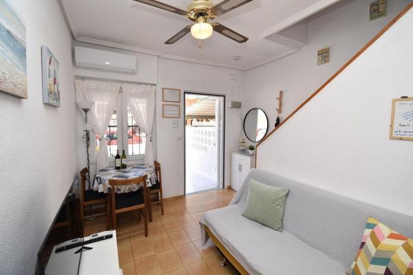 Chalet adosado en Calle Monòver, Gran Playa, Santa Pola thumbnail 2