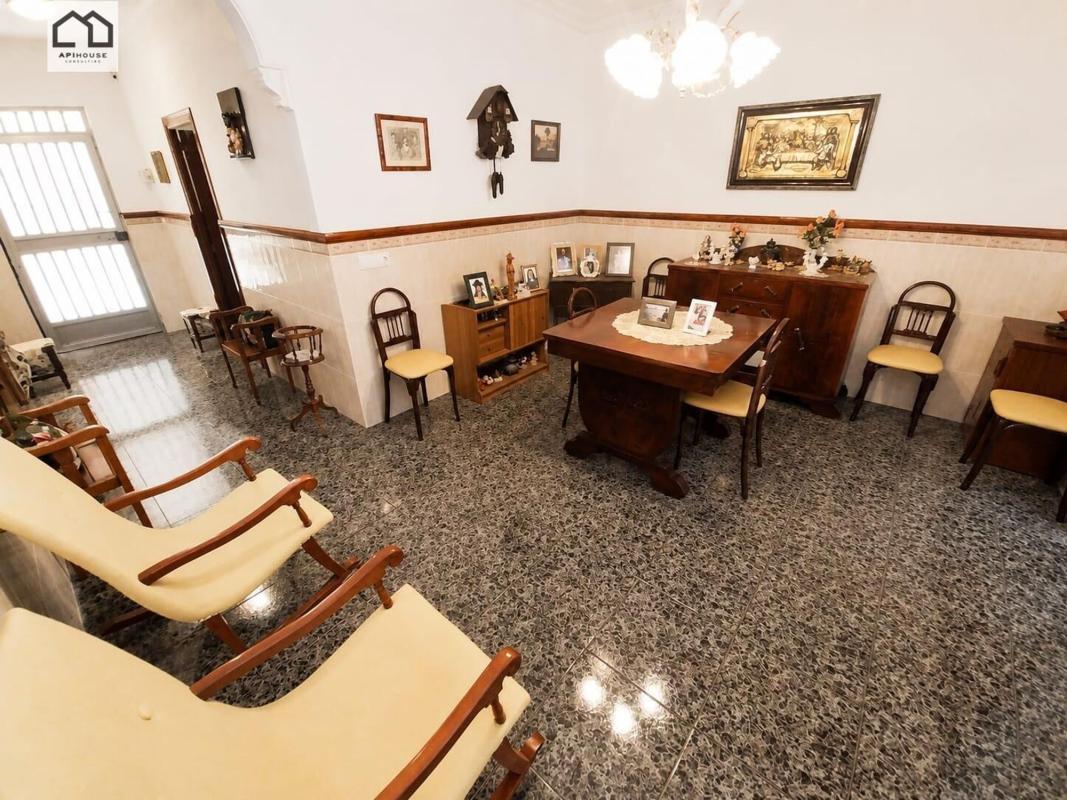 Properties for sale and rent in Spain photo 1