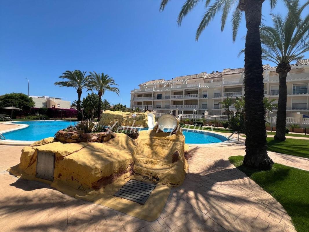 Sale of apartment in Piso en Carretera de les Marines a Dénia, 185, El Palmar-Los Molinos, Denia, Denia
photo 1