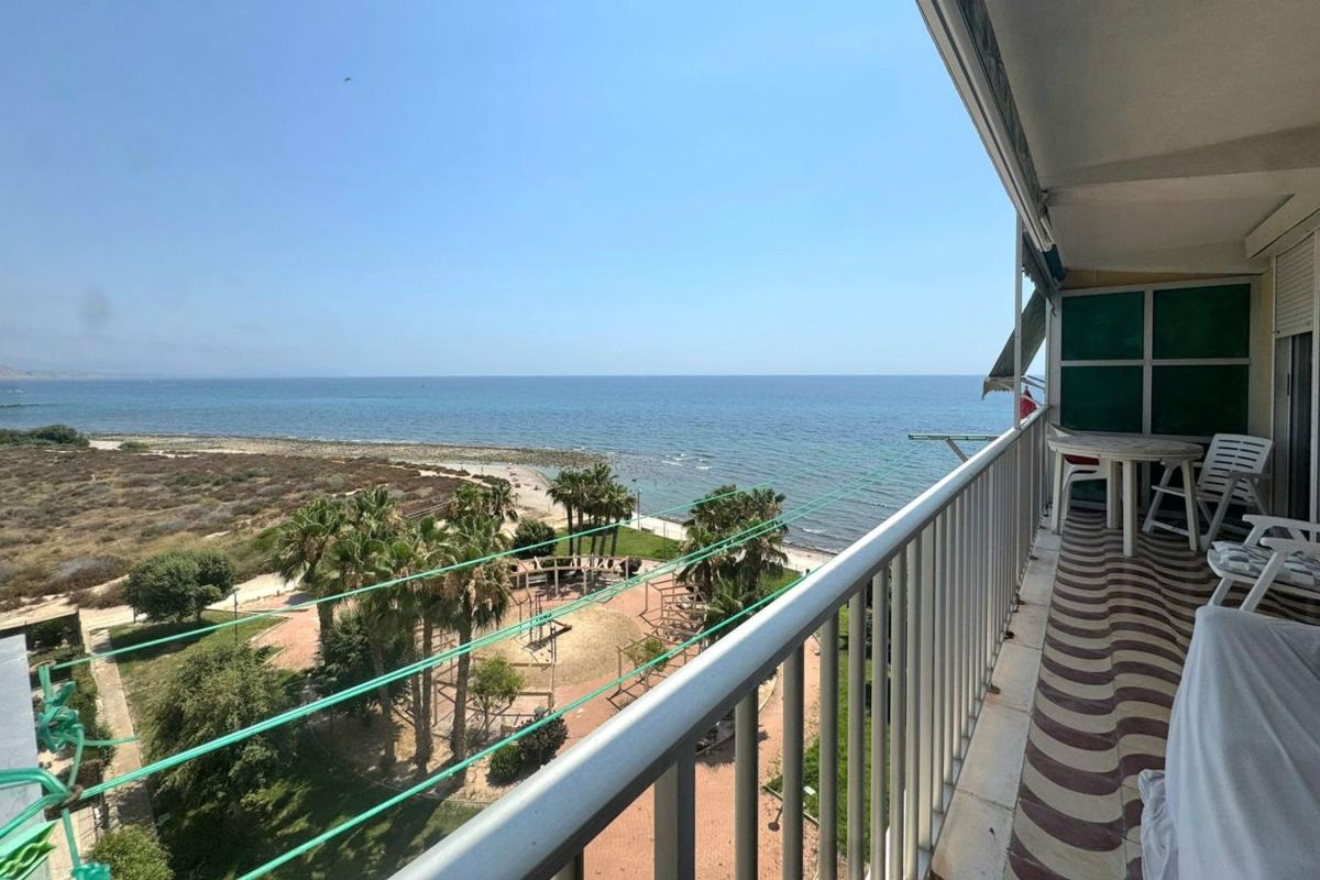 Sprzedaż mieszkania w Piso en Avenida Jaime I el Conquistador, 5, Playa Muchavista, El Campello, El Campello
photo 1