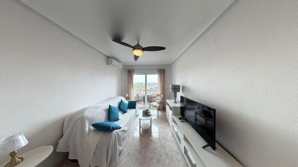 Sprzedaż mieszkania w Piso en Av Salamanca, 34, Gran Playa, Santa Pola, Santa Pola
thumbnail 1