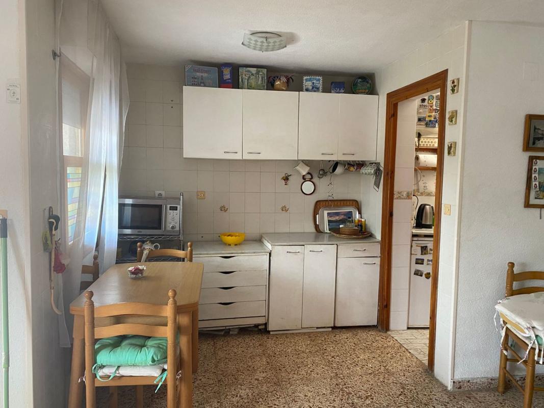 Properties for sale and rent in Spain photo 4