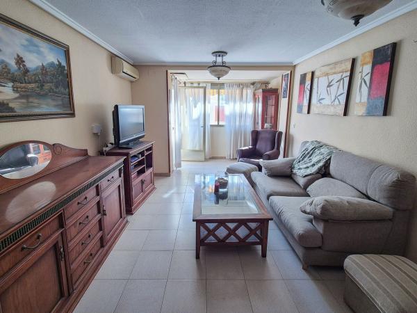 Sprzedaż mieszkania w Piso en Calle Dean Llopez, 77, Playa Levante, Santa Pola, Santa Pola
thumbnail 1