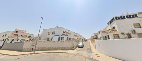 Chalet adosado en L-2 Lago Sol, Zona Lago - Los Almendros, Orihuela photo 1