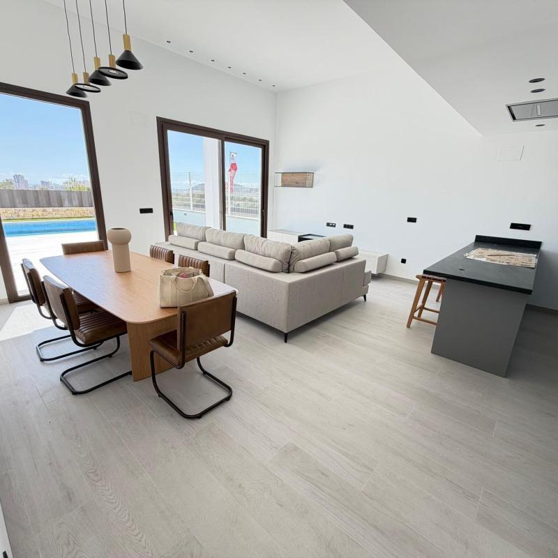 Properties for sale and rent in Spain photo 2