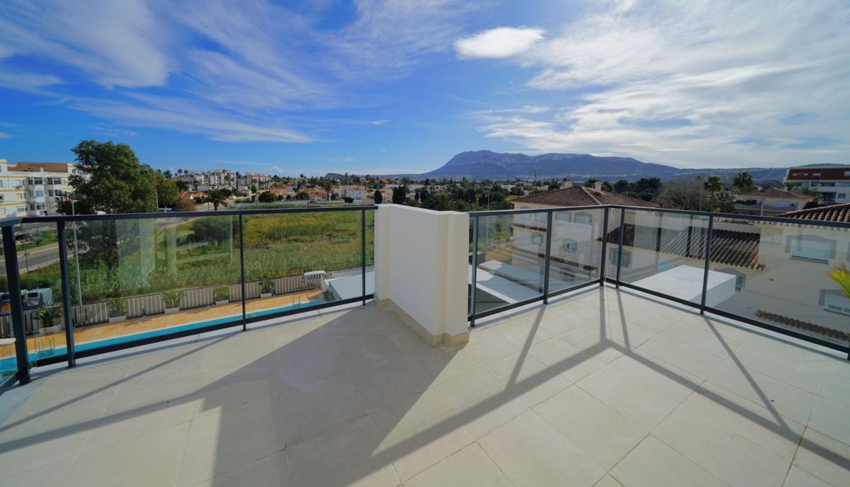 Venta de ático en  Ático en Les Bassetes-El Marjal, Denia, Denia photo 3