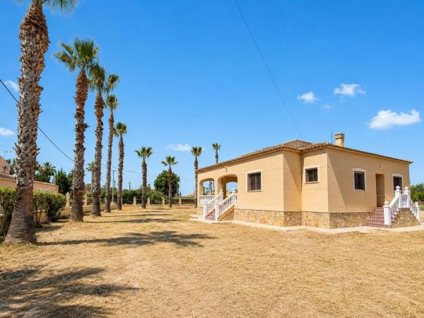 Casa o chalet independiente en Camino de los Abadia, 11, Catral thumbnail 1