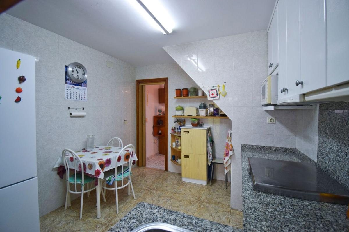 Sale of townhouse in  Chalet adosado en Albacete, 88, Gran Playa, Santa Pola , Santa Pola photo 5