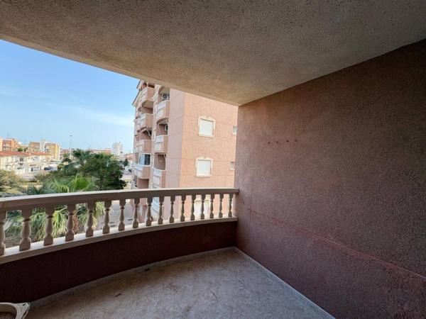 Продажа квартиры на Piso en Via Calles s, Gran Playa, Santa Pola, Санта Пола
thumbnail 2