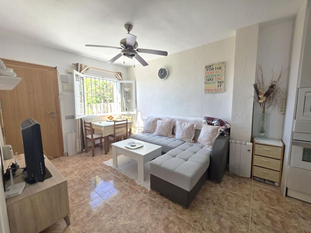 Sale of townhouse in Chalet adosado en Calas de Santa Pola este, Santa Pola , Santa Pola photo 5