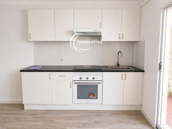 Venta de piso en Piso en Avenida Madrid, La Coca - La Nía - Vistahermosa, Aspe, Aspe
photo 1