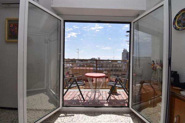 Аттик на продажу в  Ático en Calle Almirante Antequera, Playa Levante, Santa Pola, Санта Пола photo 4