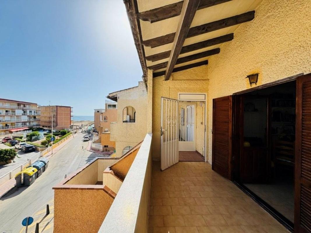 Sprzedaż duplexu w Dúplex en Avenida del Mediterráneo, Gaspar Perrelló, Torrevieja, Torrevieja photo 1