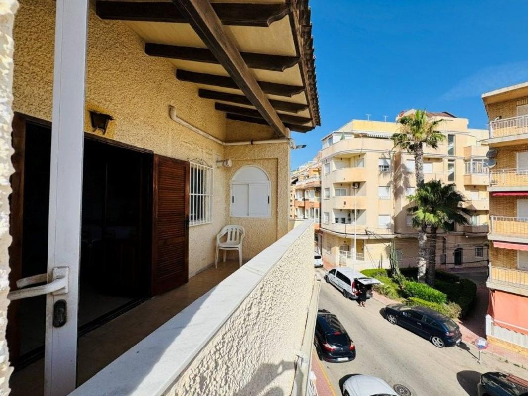 Sprzedaż duplexu w Dúplex en Avenida del Mediterráneo, Gaspar Perrelló, Torrevieja, Torrevieja photo 4