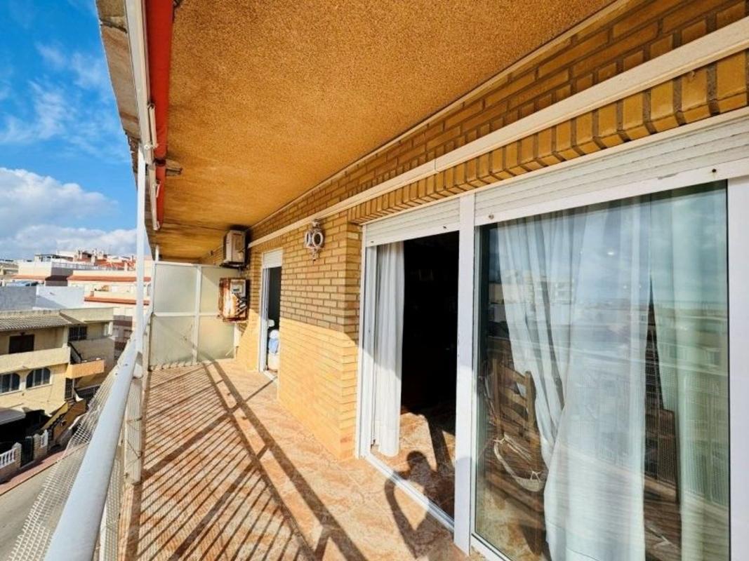 Sprzedaż mieszkania w Piso en Calle Antonio Gil, Gaspar Perrelló, Torrevieja, Torrevieja
 photo 5