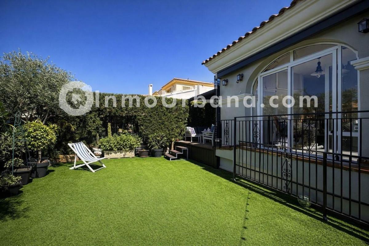 Properties for sale and rent in Spain photo 2